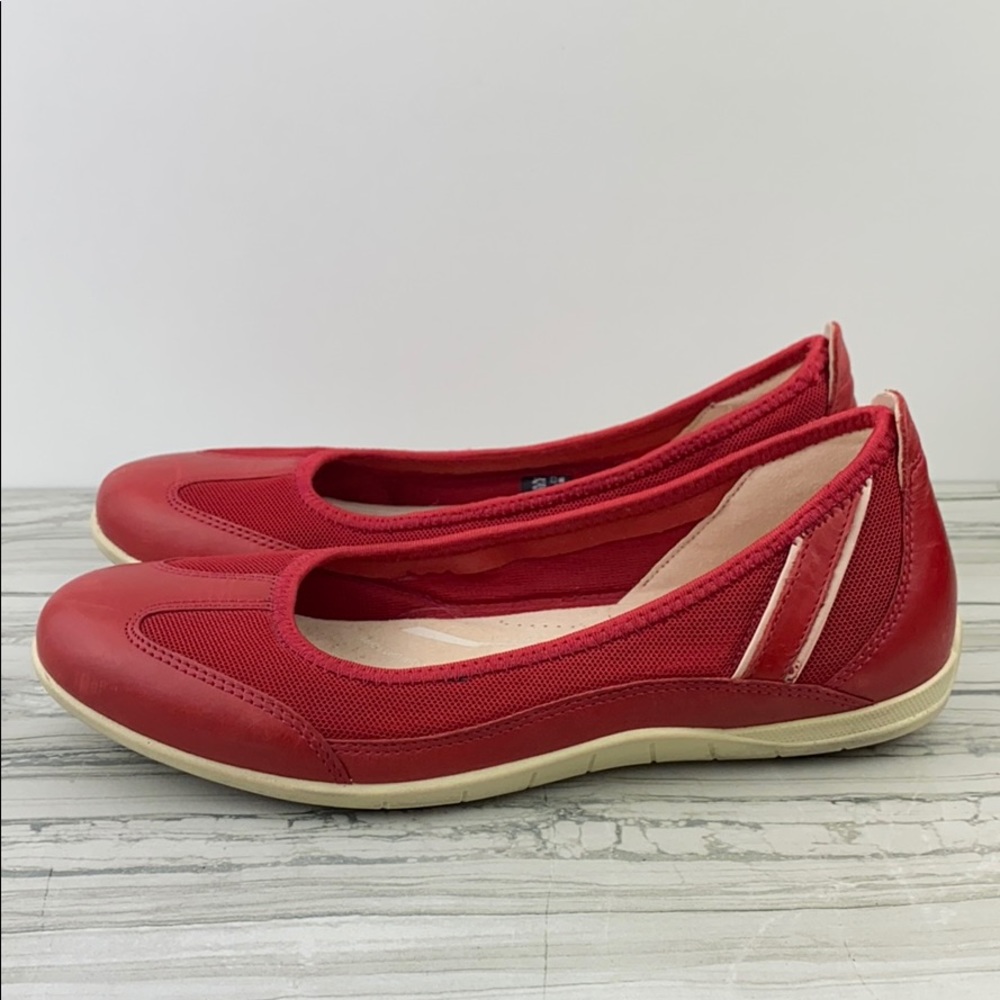 ECCO SLIP ONS